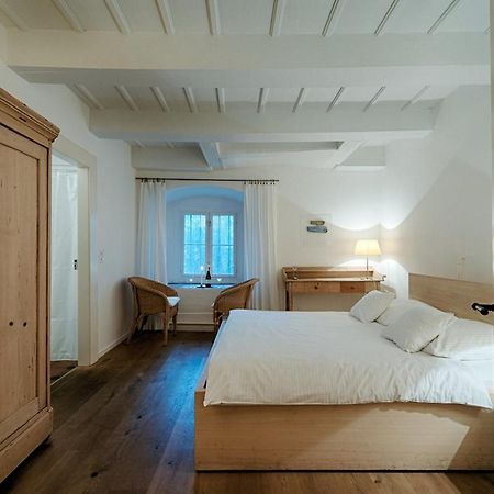Schloss Ueberstorf - Tafeln, Tagen, Traeumen Kamer foto